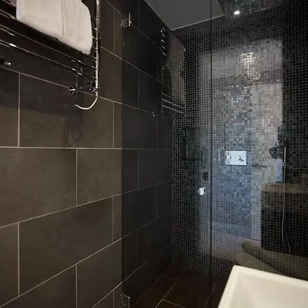 The Notting Hill Hideout - 2Bdr Apartment London Exterior photo
