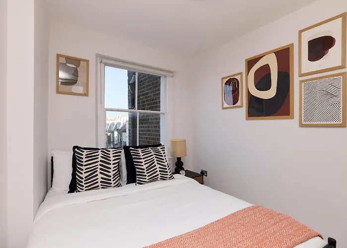 The Notting Hill Hideout - 2Bdr Apartment